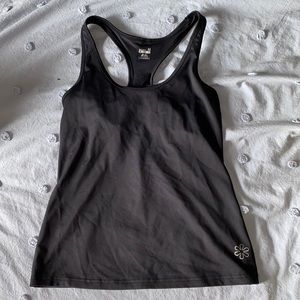 Black athletic tank